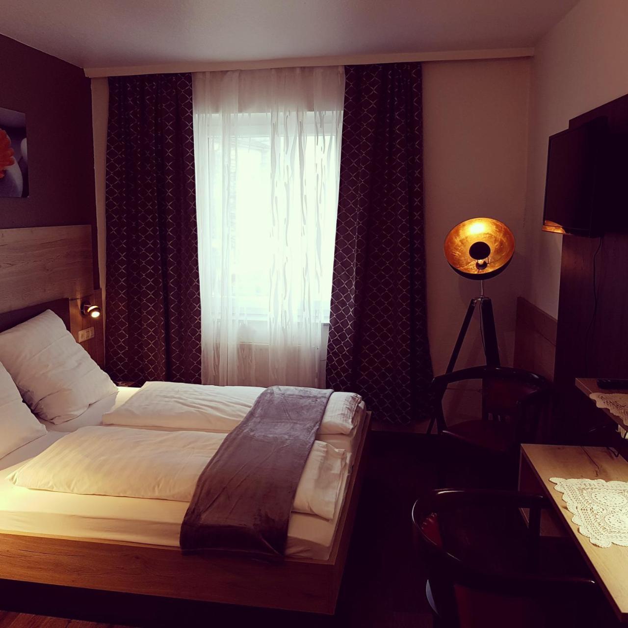 Hotel Wacker Lahr/Schwarzwald Kültér fotó
