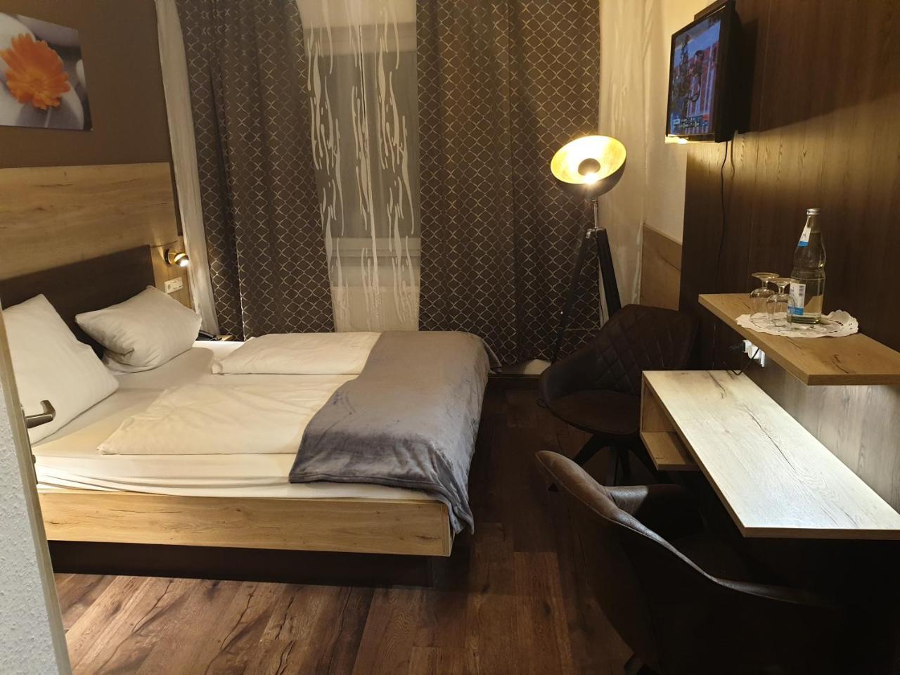 Hotel Wacker Lahr/Schwarzwald Kültér fotó